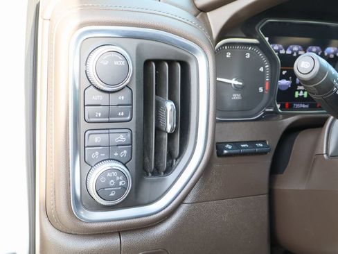 Used 2020 GMC Sierra 2500 Denali w/ Denali Ultimate Package AWD/4WD image 13