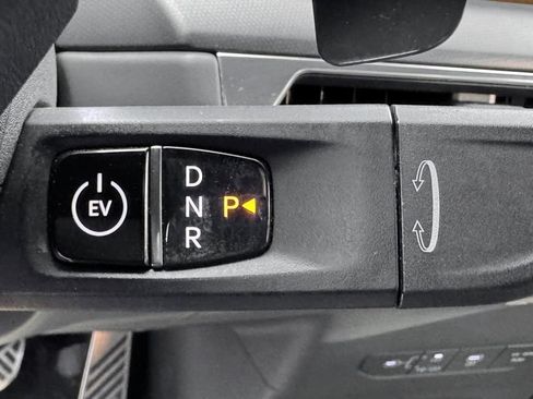 Used 2024 Kia EV9 GT-Line AWD/4WD image 23