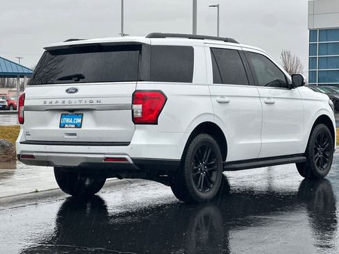 Certified 2024 Ford Expedition XLT image 2