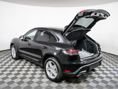 Certified 2026 Porsche Macan Turbo AWD/4WD image 35