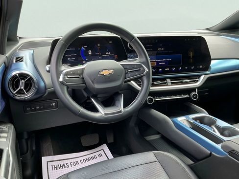 Used 2025 Chevrolet Equinox EV LT w/ Convenience Package FWD image 24