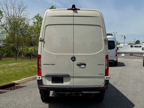 New 2025 Mercedes-Benz Sprinter 2500 image 4