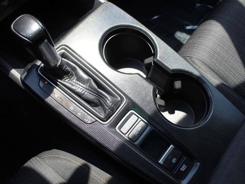 Used 2022 Honda Civic EX image 19