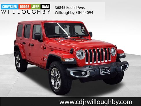 Used 2023 Jeep Wrangler Unlimited Sahara AWD/4WD image 3