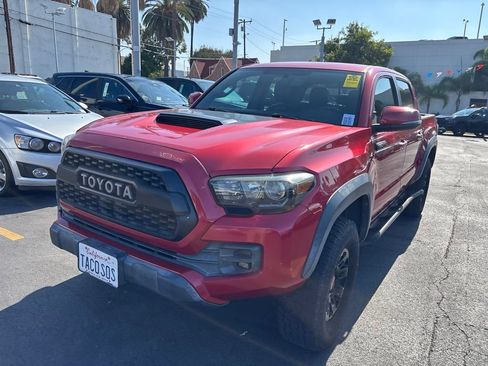 Used 2017 Toyota Tacoma TRD Pro AWD/4WD image 10