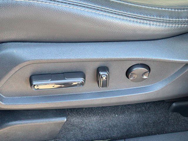 Used 2024 Honda Pilot Touring image 9