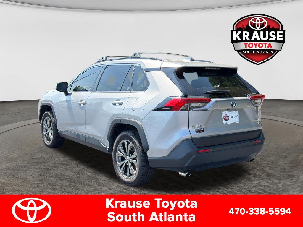 Used 2023 Toyota RAV4 XLE Premium AWD/4WD image 6