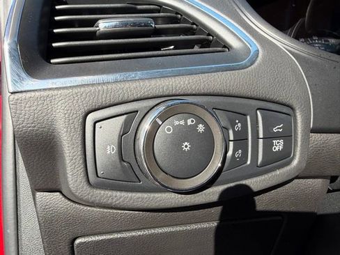 Certified 2022 Ford Edge Titanium image 21