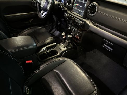 Used 2022 Jeep Wrangler Unlimited Sahara 4xe w/ Safety Group image 15