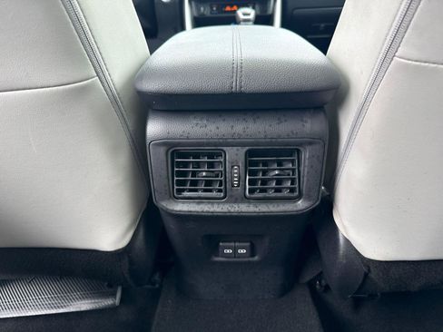 Used 2023 Toyota RAV4 Limited FWD image 28