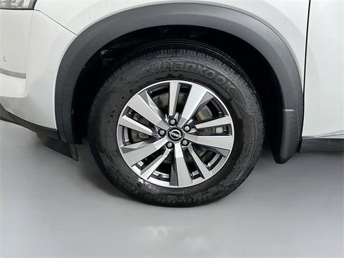 Used 2022 Nissan Pathfinder SL image 28