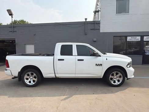 Used 2018 RAM 1500 Express w/ Express Value Package AWD/4WD image 7