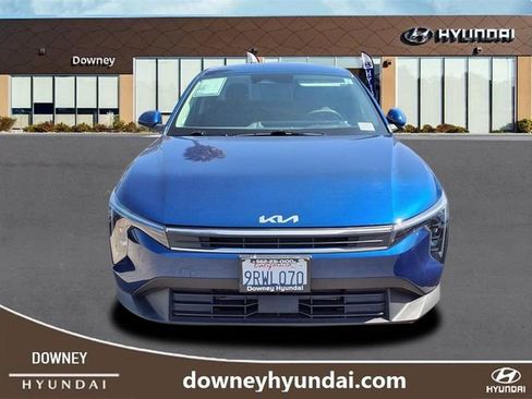 Used 2025 Kia K4 LXS image 2