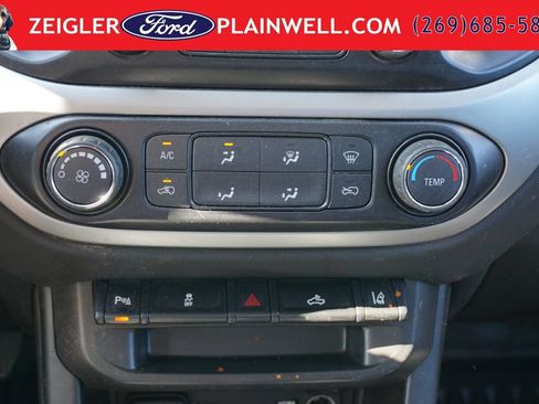 Used 2022 Chevrolet Colorado LT w/ Fleet Safety Package RWD image 19