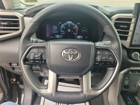 Used 2024 Toyota Tundra Limited AWD/4WD image 21