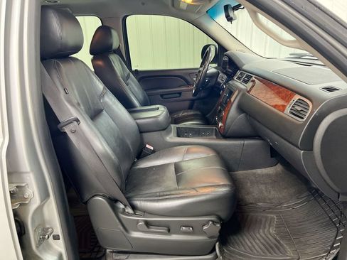 Used 2010 Chevrolet Tahoe LT AWD/4WD image 20