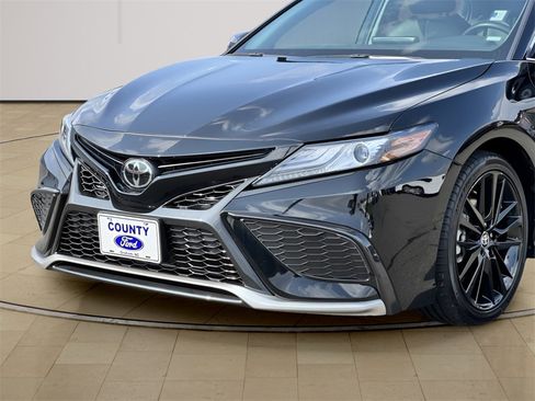 Used 2023 Toyota Camry XSE image 37