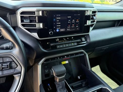 Used 2025 Toyota Tundra SR5 AWD/4WD image 18