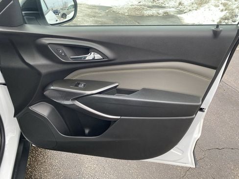 Used 2024 Chevrolet Trax ACTIV w/ Driver Confidence Package image 21