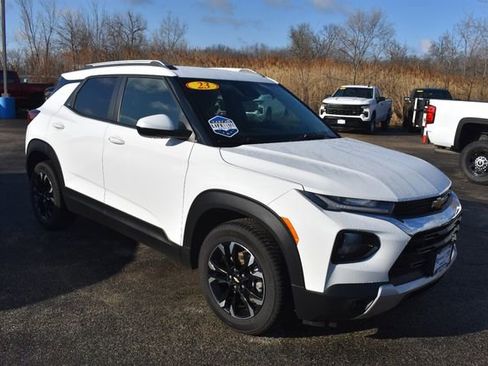 Certified 2023 Chevrolet TrailBlazer LT image 1
