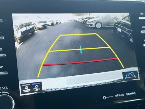 Used 2019 Toyota Avalon XLE w/ Moonroof Package FWD image 17