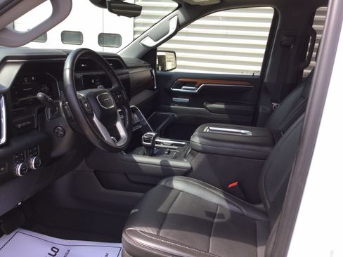 Used 2022 GMC Sierra 1500 Denali w/ Denali Reserve Package AWD/4WD image 13