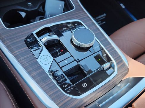 New 2026 BMW X5 xDrive50e AWD/4WD image 18