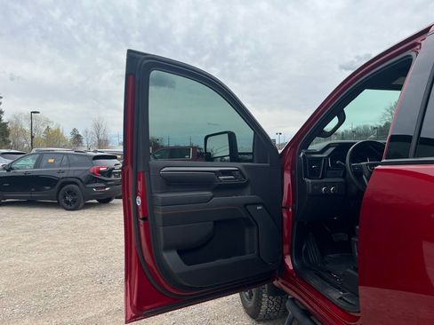 Used 2024 GMC Sierra 3500 AT4 w/ AT4 Preferred Package AWD/4WD image 14
