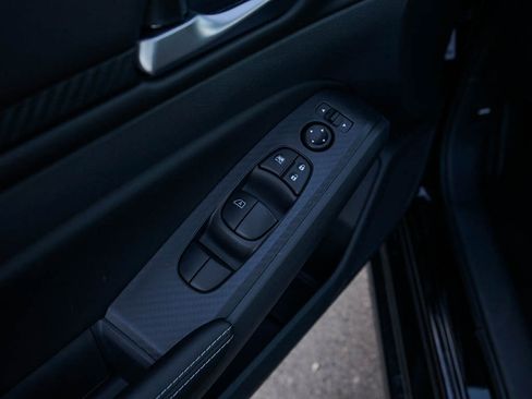 New 2025 Nissan Altima 2.5 SV image 17