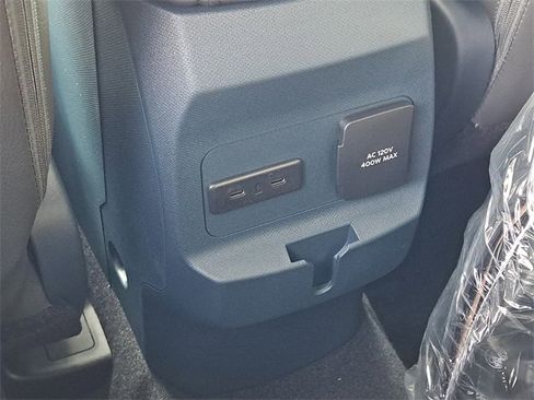 New 2025 Ford Maverick XLT w/ XLT Luxury Package image 48