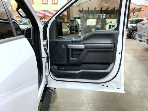 Used 2019 Ford F150 XLT w/ Equipment Group 302A Luxury image 16