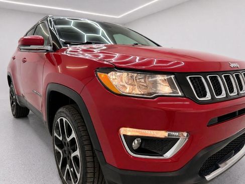 Used 2018 Jeep Compass Limited AWD/4WD image 38