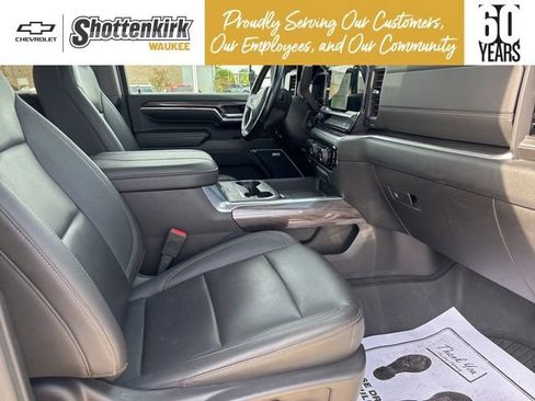 Used 2024 Chevrolet Silverado 2500 LTZ w/ LTZ Plus Package AWD/4WD image 31