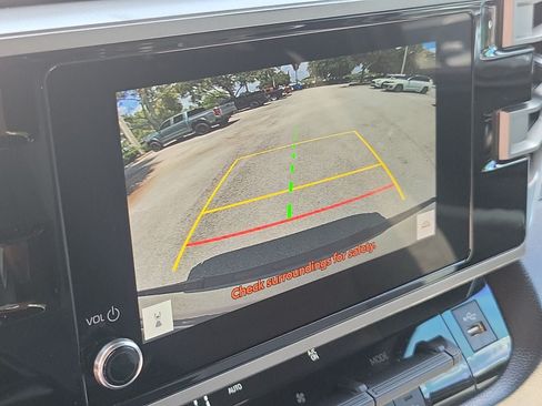 Used 2025 Toyota Tundra SR5 w/ SR5 Convenience Package AWD/4WD image 26