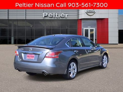 Used 2015 Nissan Altima 3.5 SL FWD image 6