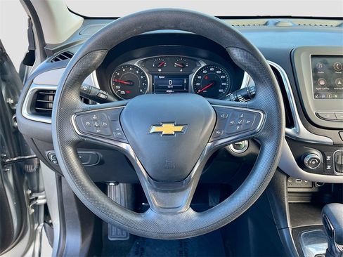 Used 2023 Chevrolet Equinox LT image 11
