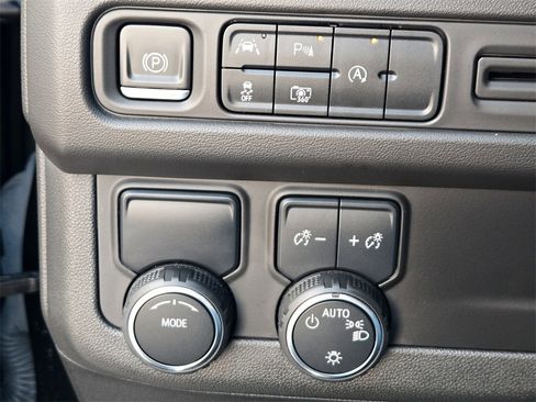 Used 2024 Chevrolet Tahoe RST w/ Luxury Package image 26