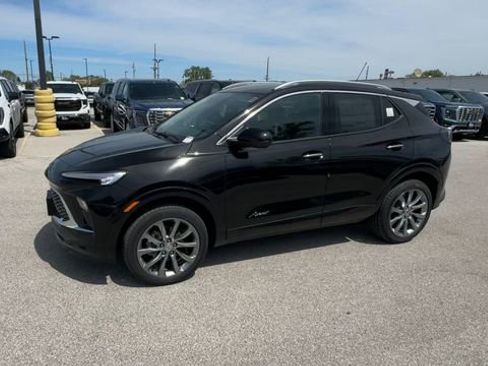 New 2026 Buick Encore GX Avenir w/ Avenir Technology Package AWD/4WD image 4