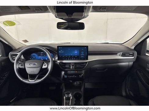 Used 2025 Ford Escape Platinum w/ Class II Trailer Tow Package image 29