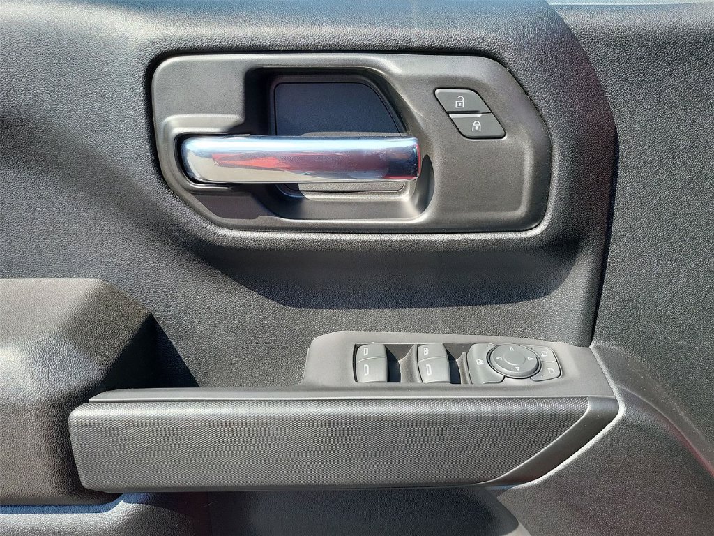 Used 2022 Chevrolet Silverado 1500 Custom RWD image 14