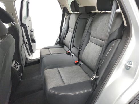 Used 2024 Nissan Rogue SV AWD/4WD image 31