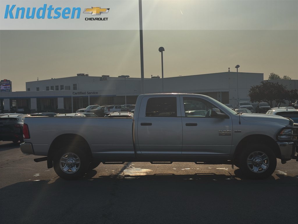 Used 2018 RAM 2500 Tradesman w/ Chrome Appearance Group AWD/4WD image 8