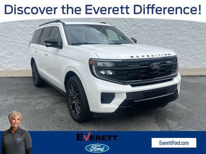 New 2025 Ford Expedition Platinum w/ Stealth Performance Package