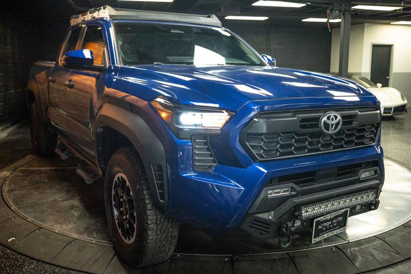 Used 2024 Toyota Tacoma TRD Off-Road w/ TRD Off Road Upgrade Package AWD/4WD image 5