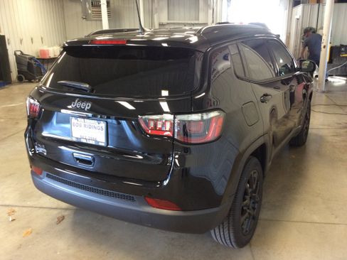 New 2026 Jeep Compass Latitude AWD/4WD image 6