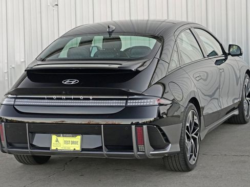 Used 2023 Hyundai Ioniq 6 Limited image 53