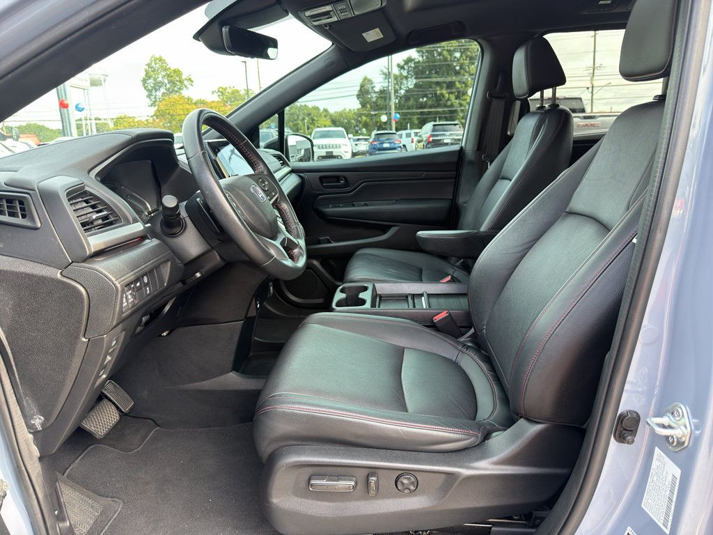 Used 2023 Honda Odyssey Sport image 21
