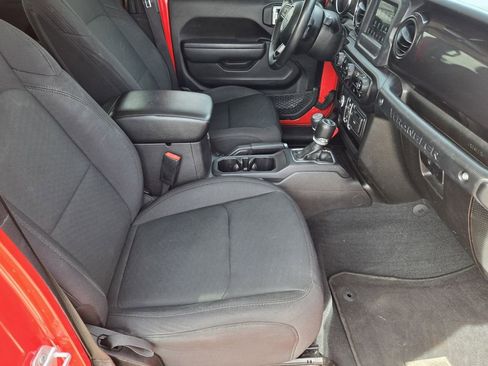 Used 2022 Jeep Wrangler Unlimited Sport image 12