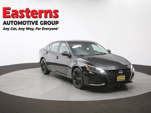 Used 2024 Nissan Altima 2.5 SR FWD image 51