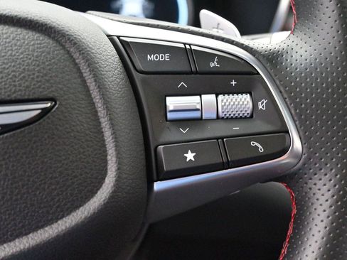 Used 2025 Genesis G70 3.3T Advanced AWD/4WD image 19